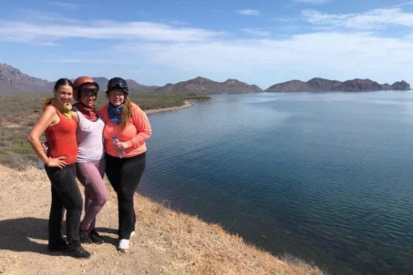 Lainey Visits the Islands of Loreto