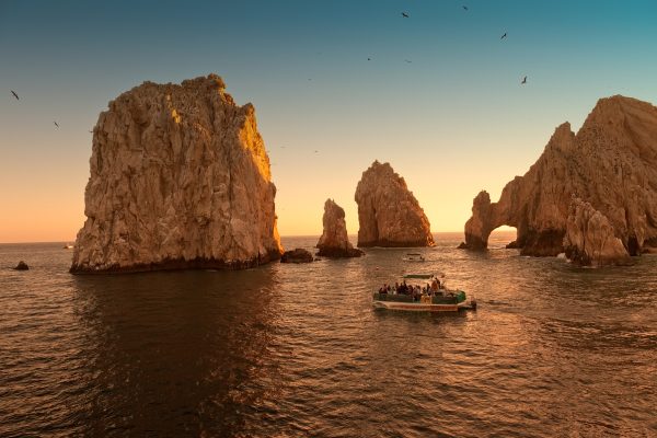 Why a Cabo Sunset Sail Belongs on Your Vacation List